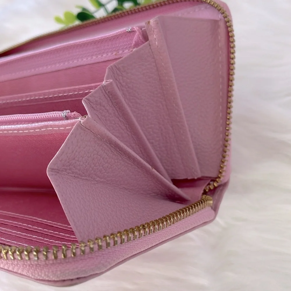 Samantha Thavasa Pink “Love”‎ Zippy Wallet